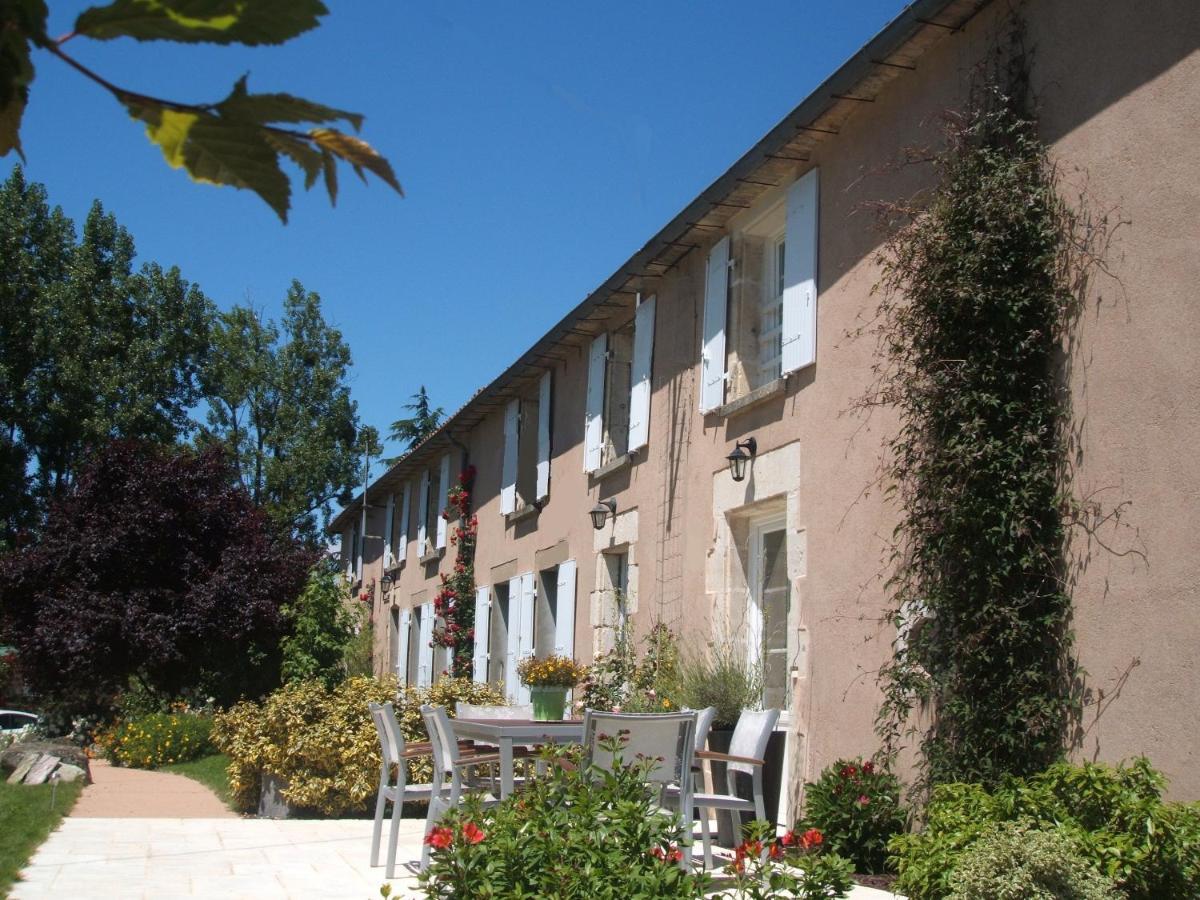 Chambres D'Hotes La Charriere Cheffois ภายนอก รูปภาพ
