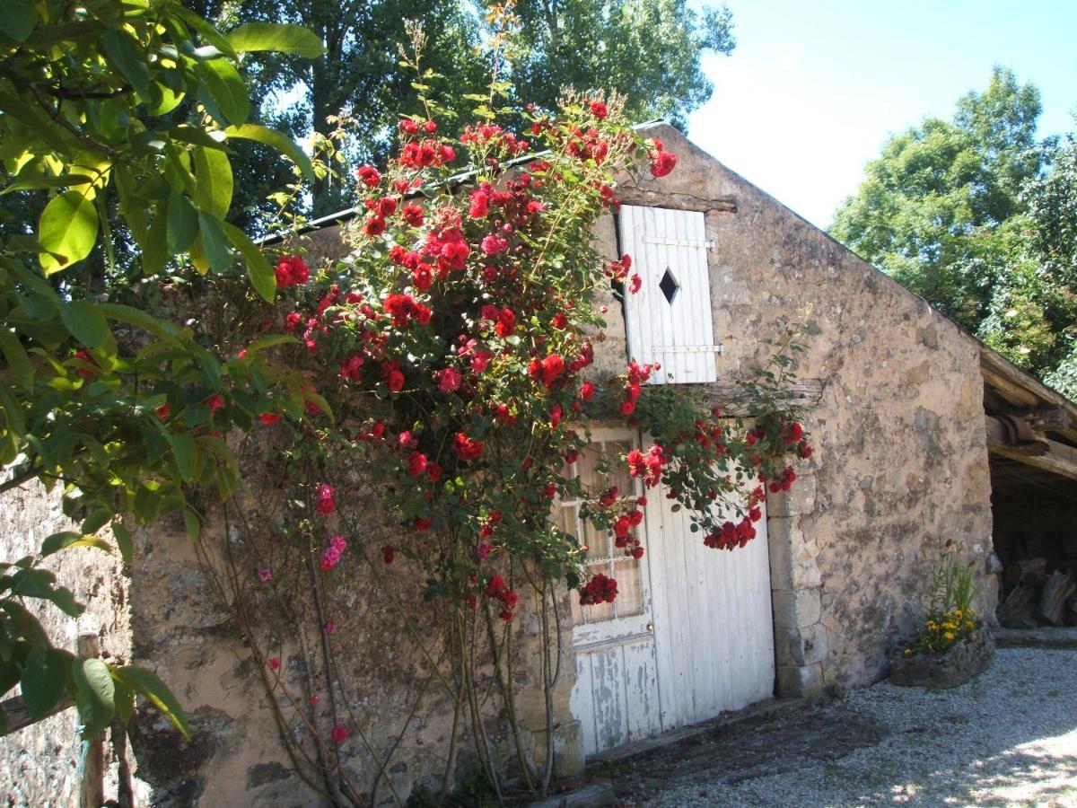 Chambres D'Hotes La Charriere Cheffois ภายนอก รูปภาพ